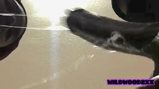 Sloppy deep throat-CLOSE UP