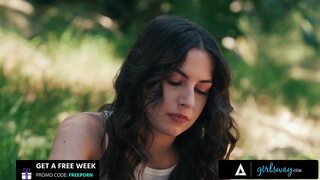 GIRLSWAY - Chanel Camryn Has Romantic Sex With Pretty Scarlett Alexis On Piano - SPANISH SUBTITLES