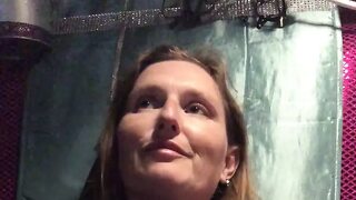 Squeezing open my hairy anal👌 rim for your gaping gaze