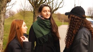 A gigantic proud cock🍆 gets worshipped with an intense deepthroat