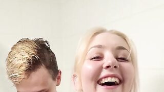 Cosplay Robin Body Paint Removal & Shower Fuck