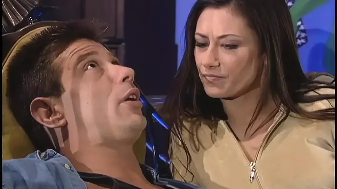 Alaura Eden deepthroats and gags on huge cock in public park