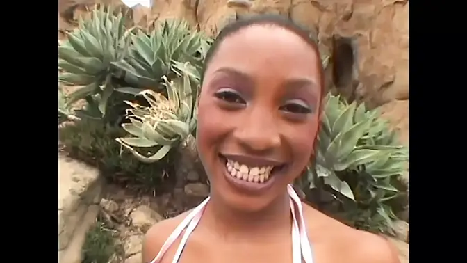 All-American sexy babe gives horny loving