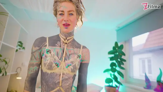 Alt babe's sloppy blowjob & intense anal fuck