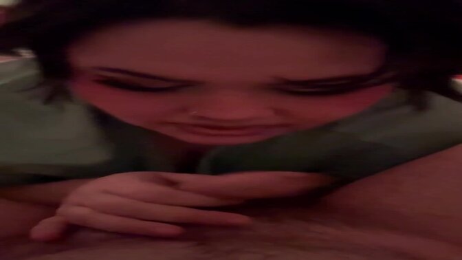 Amateur couple enjoys horny homemade sex