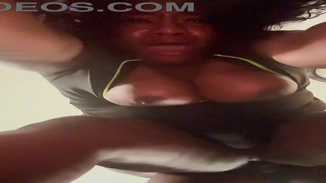 Amateur ebony babe gets her pussy drilled hard