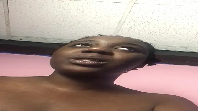 Amateur GF shoots adult content with her lucky boyfriend