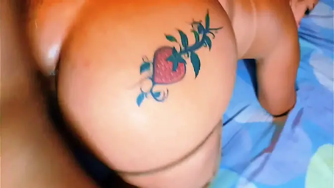 Amateur Latina wife gives hot blowjob with big ass and huge tits