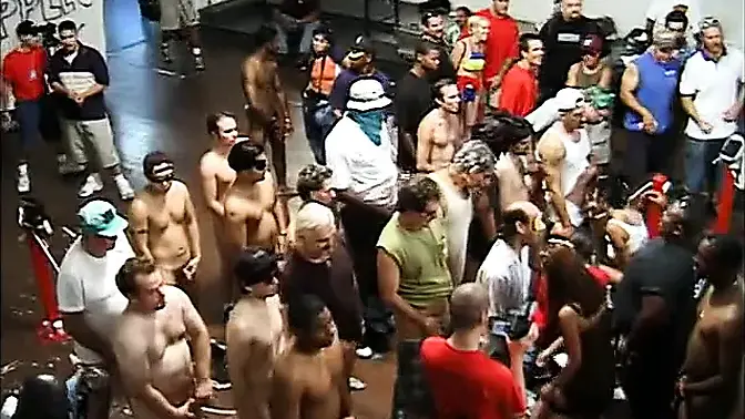 American babe goes wild with hardcore blowjob