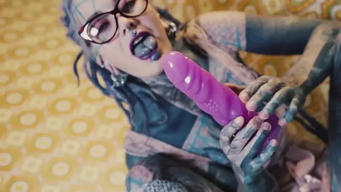 Anal Goddess spreads wide for anal play