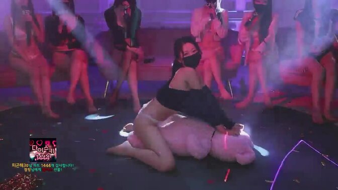 Asian duo shares cock in steamy encounter