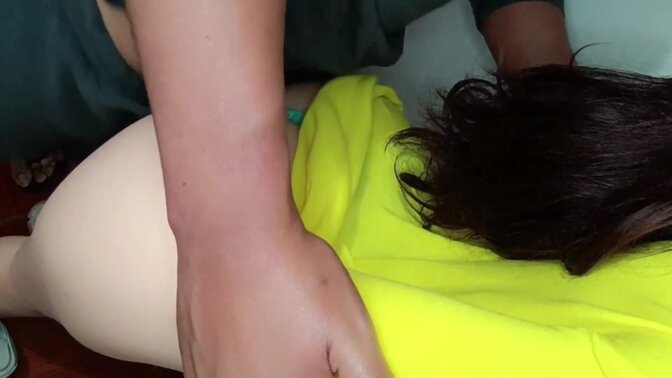 AsIAN stepDAUGHTER has PERFECT ASS 