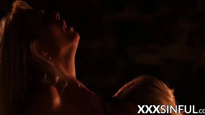 Babe gets big cock in her pussy and rides hard