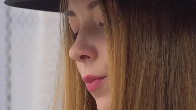 Barely legal 19yo teenies herself in lingerie