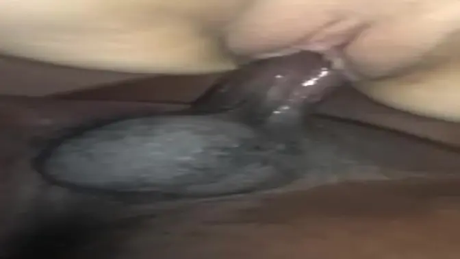 BBC drills deep into amateur milf's wet pussy