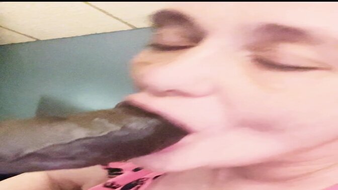 BBC slut gives the best blowjobs ever to her stepdad