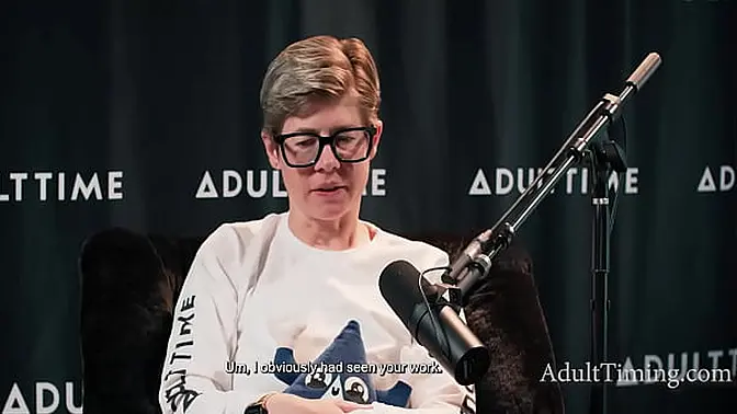 Beautiful brunette Hazel Moore preps for anal in wild threesome