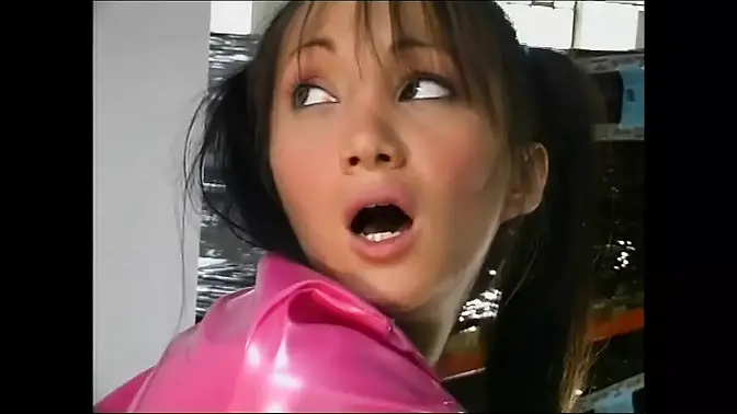 Beautiful girl sucks big cock deep throat in original movie