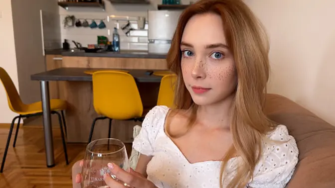 Best friend and cheating wife fuck in hot amateur scene