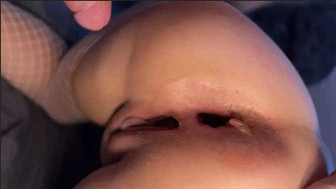 Big Ass MILF gets hard anal sex and gapes