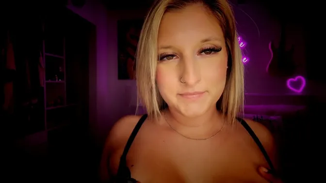 Big Ass MILF Lexi Love teases BBC Bulls before her birthday foursome