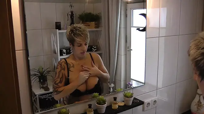 Big boob beauty gets her wet twat fucked and creampied