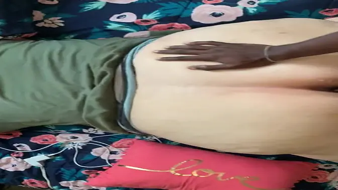 Big-Boobbed Slut Gets Balls Deep in Her Ass