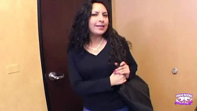 Big Booty Bitch Gobbles Up Michael Stefano's Cum