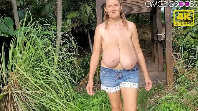 Big Saggy Tits MILF Bounces Boobs