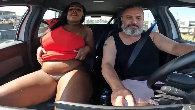 Big-titted Brazilian bombshell rides cock on the streets of Salvador