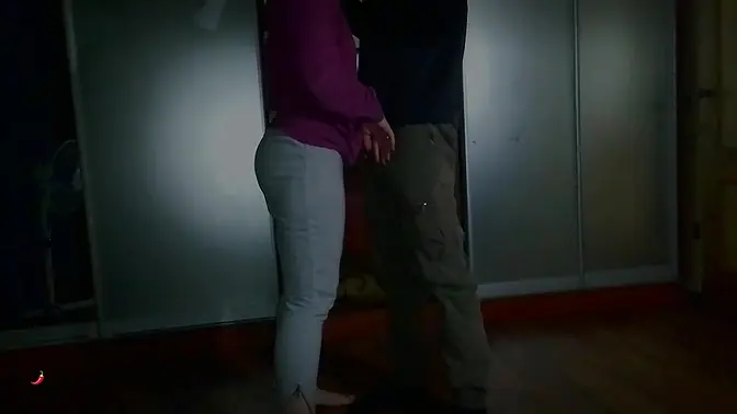 Blonde amateur takes it deep