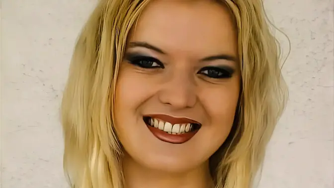 Blonde bombshell Barbara takes it deep