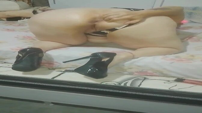 Blonde milf opens up for muscular Brazilian