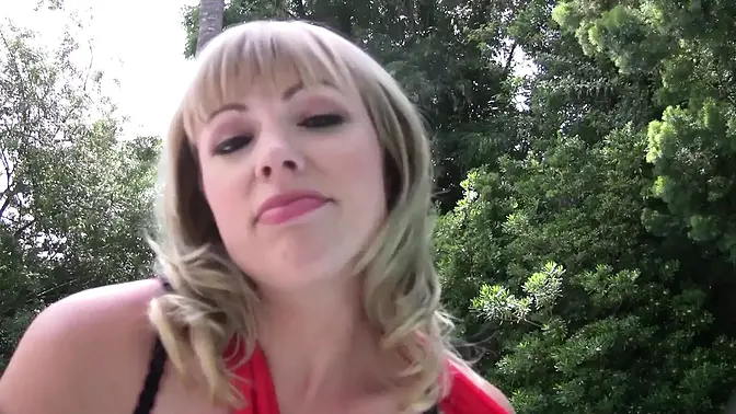 Blonde whore sucks big black cock at the pool