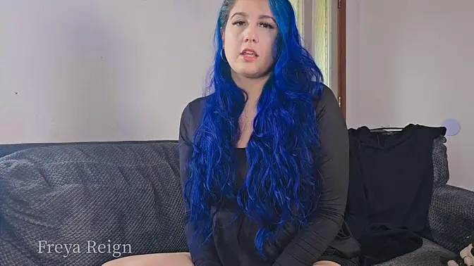 Blue-haired femme fatale convinces boyfriend to dress as her sex kitten for Halloween