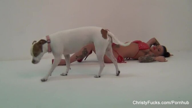 Brunette babe Christy Mack shows off big tits and ass in BTS vid