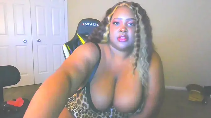 Busty ebony goddess Trina Foxx on webcam