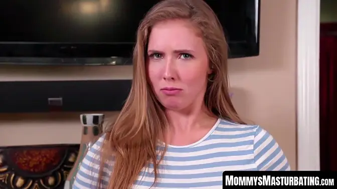 Busty MILF Lena Paul scissors stepmom Kendra Lust's pussy