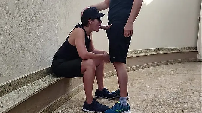 Butch lesbian's juicy pussy gets fucked hard