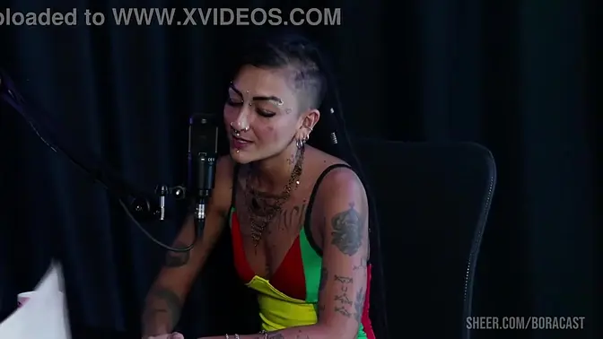 Caroletta Roots and Bruna Carlos: Sexy Massage and Lingerie Tease