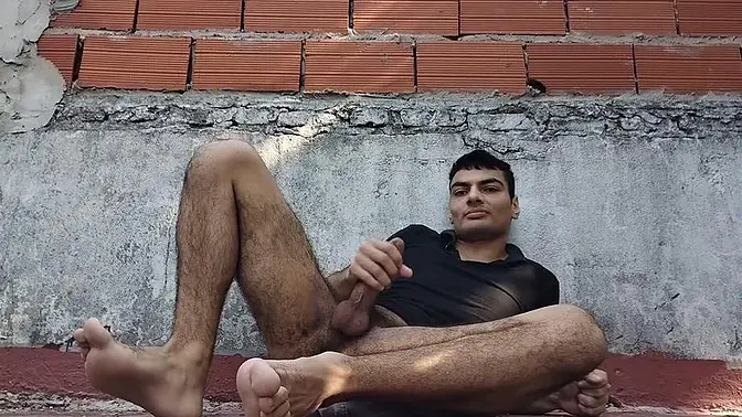 Chubby MILF Luna Star gets ass fucked outdoors in France