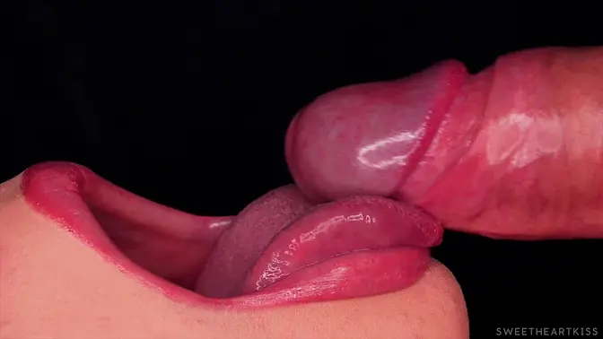 Close Up Blowjob: Man teases and cums on girl's tongue
