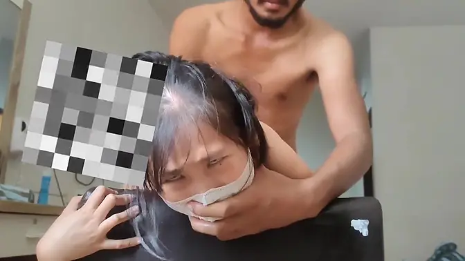 College slut begs for ass fucking in Thai porn