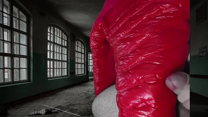 Colombian Bonnie's perfect ass gets pounded and jizzed on