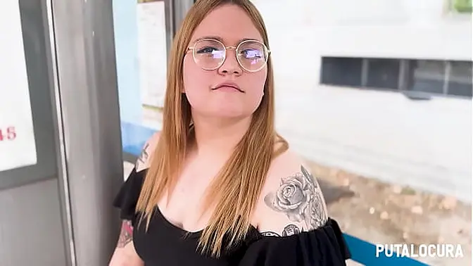 Colombian MILF Alice Foxy swallows it all