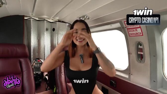 Colombian Model Fucks Her Assistant on a Private Jet while the Pilot Sees!