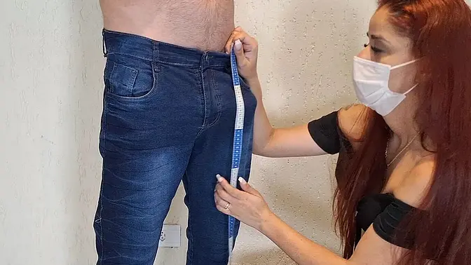 Costureira Safada De Olho No Pau Do Cliente