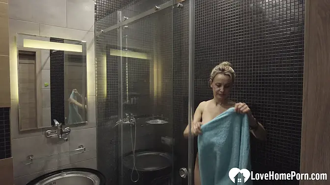 Cougar skank refuses to stop swallowing a prick