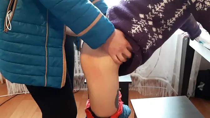 Couriers Valentine's Day Delivery - Lesbian Spanking Orgasm