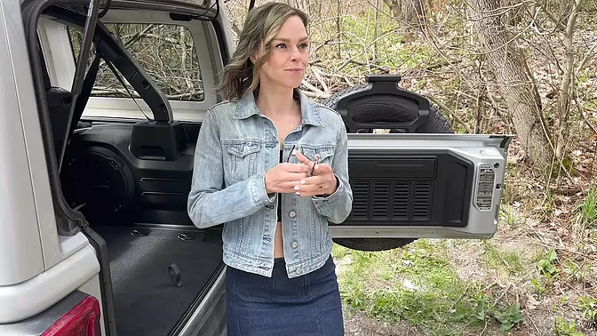 Creampied wife in public - hubby watches in shock